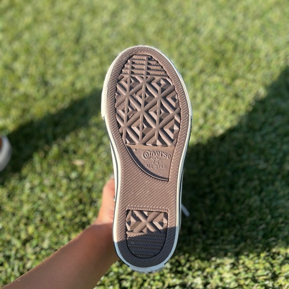 Brown High Tops with faux fur in the inside - Picture 4 of 8